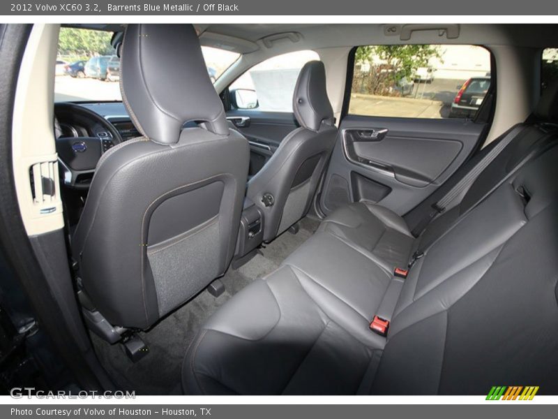 Barrents Blue Metallic / Off Black 2012 Volvo XC60 3.2