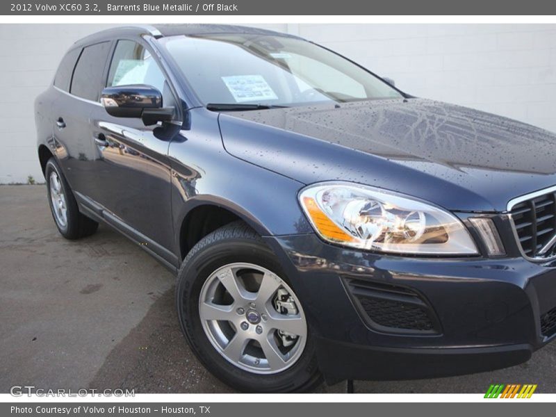 Barrents Blue Metallic / Off Black 2012 Volvo XC60 3.2