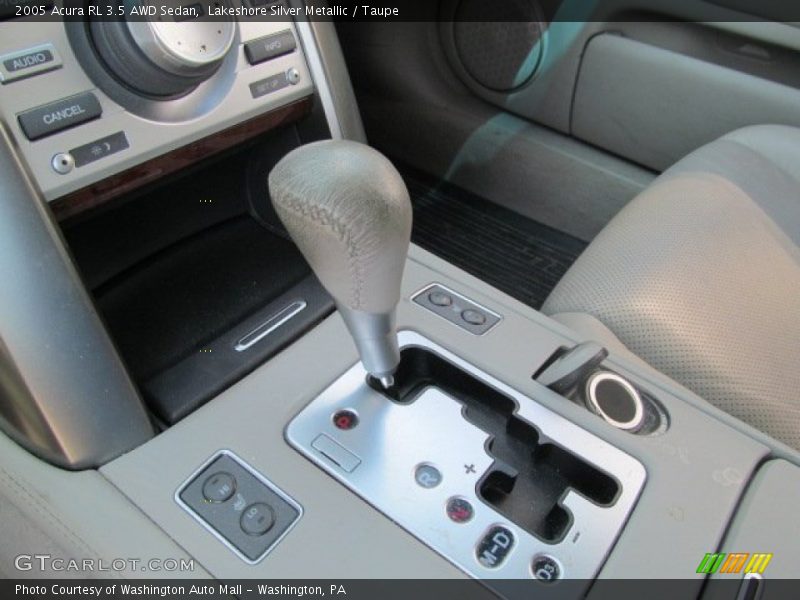  2005 RL 3.5 AWD Sedan 5 Speed Automatic Shifter