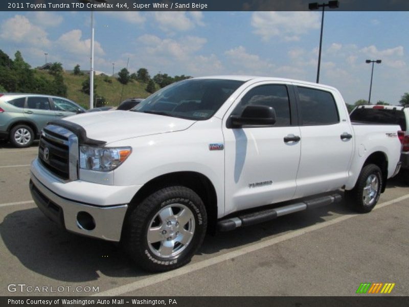 Super White / Sand Beige 2011 Toyota Tundra TRD CrewMax 4x4