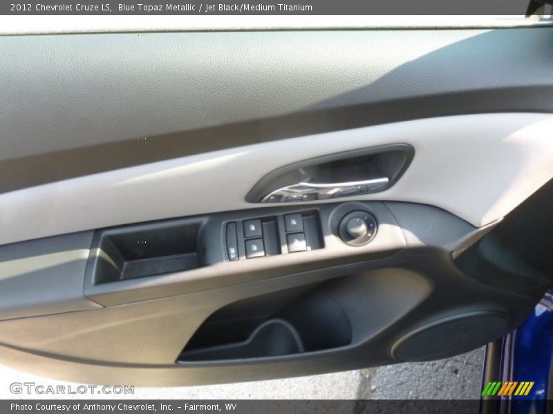 Blue Topaz Metallic / Jet Black/Medium Titanium 2012 Chevrolet Cruze LS