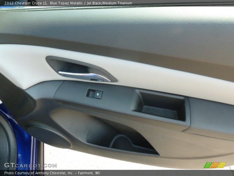 Blue Topaz Metallic / Jet Black/Medium Titanium 2012 Chevrolet Cruze LS