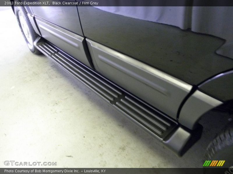 Black Clearcoat / Flint Grey 2003 Ford Expedition XLT