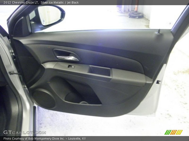 Silver Ice Metallic / Jet Black 2012 Chevrolet Cruze LT
