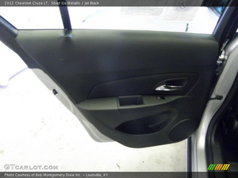 Silver Ice Metallic / Jet Black 2012 Chevrolet Cruze LT