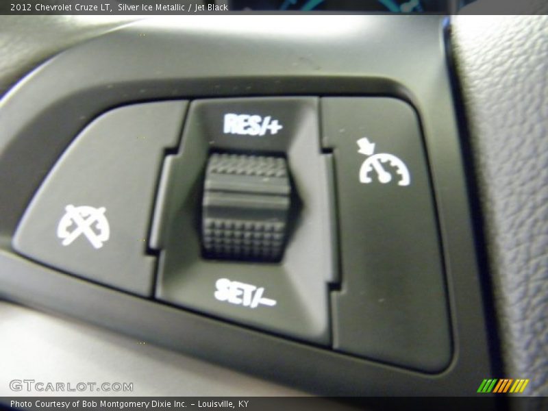 Silver Ice Metallic / Jet Black 2012 Chevrolet Cruze LT