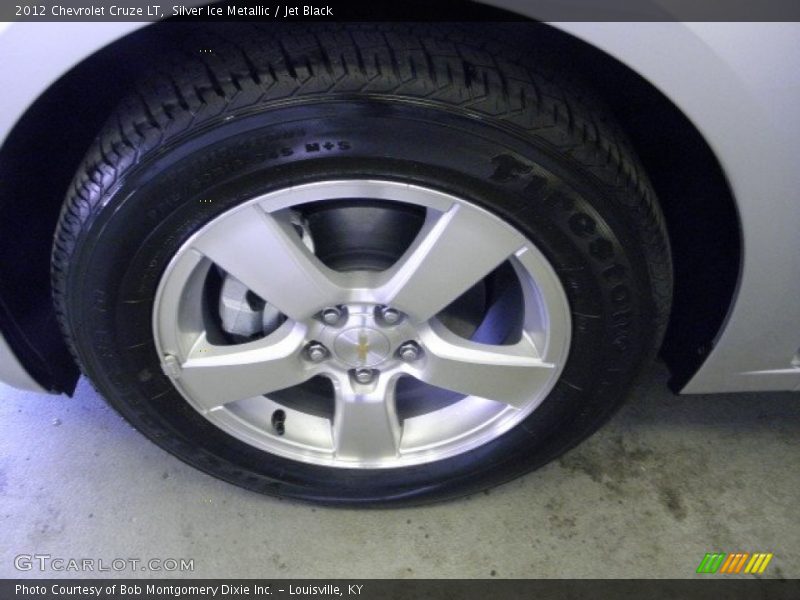 Silver Ice Metallic / Jet Black 2012 Chevrolet Cruze LT