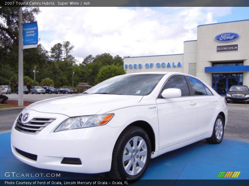 Super White / Ash 2007 Toyota Camry Hybrid