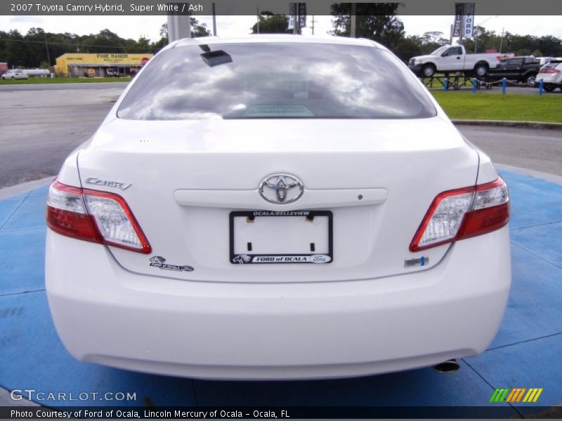 Super White / Ash 2007 Toyota Camry Hybrid