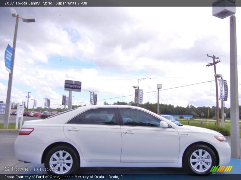 Super White / Ash 2007 Toyota Camry Hybrid