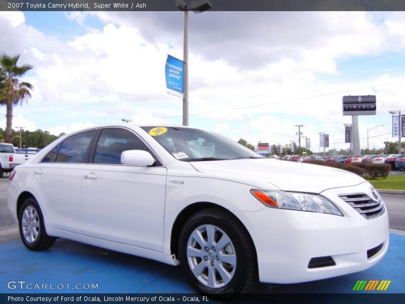 Super White / Ash 2007 Toyota Camry Hybrid
