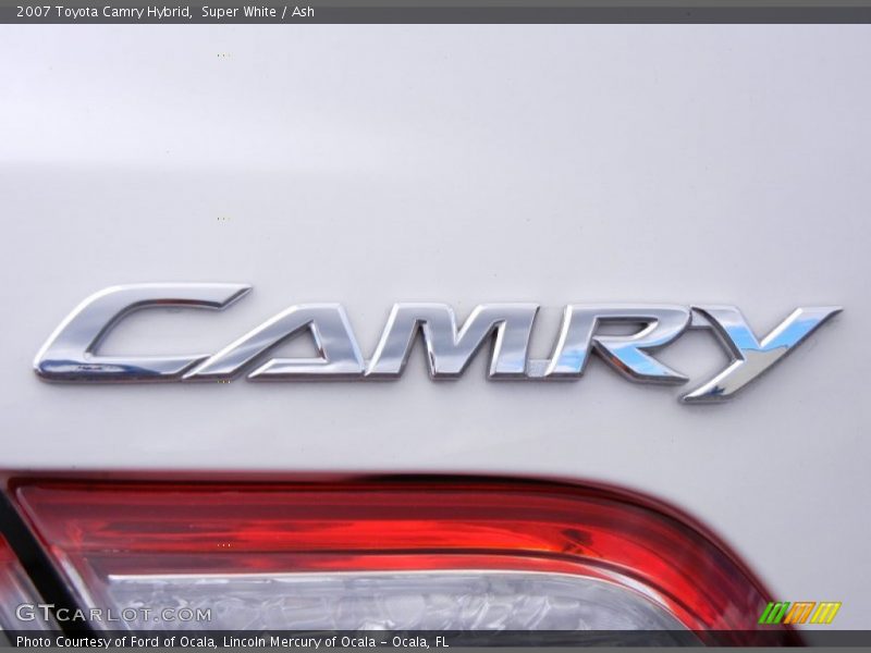 Super White / Ash 2007 Toyota Camry Hybrid