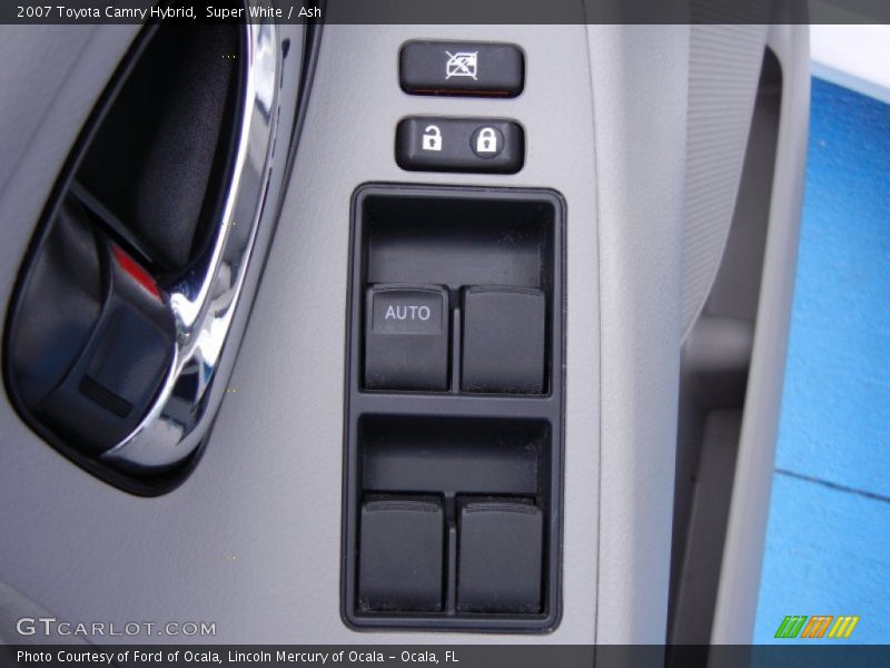 Super White / Ash 2007 Toyota Camry Hybrid