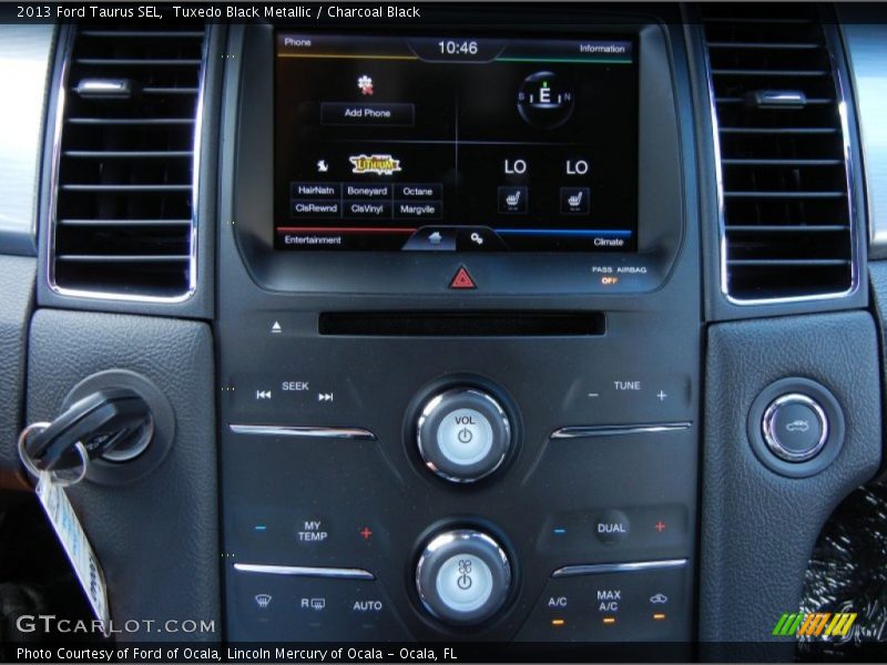 Controls of 2013 Taurus SEL