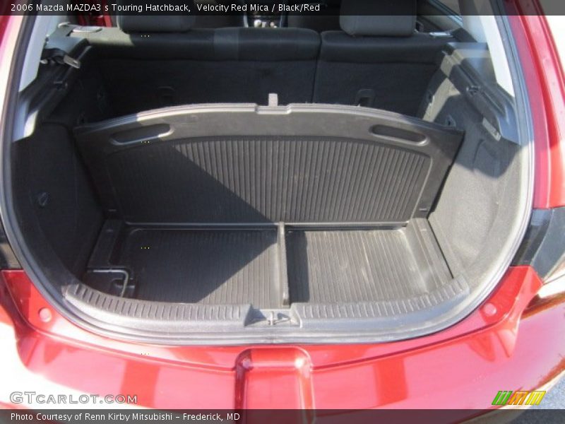 Velocity Red Mica / Black/Red 2006 Mazda MAZDA3 s Touring Hatchback