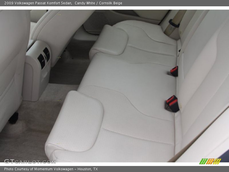 Candy White / Cornsilk Beige 2009 Volkswagen Passat Komfort Sedan