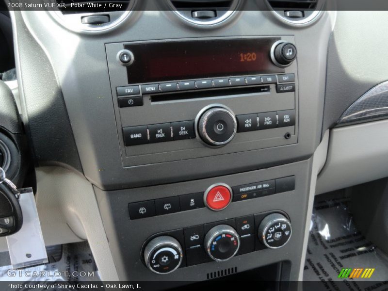 Polar White / Gray 2008 Saturn VUE XR