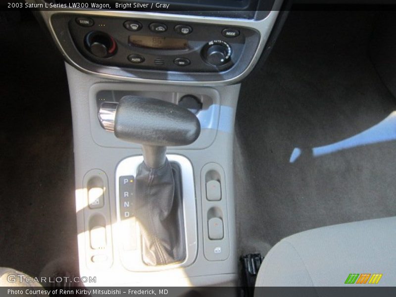 Bright Silver / Gray 2003 Saturn L Series LW300 Wagon