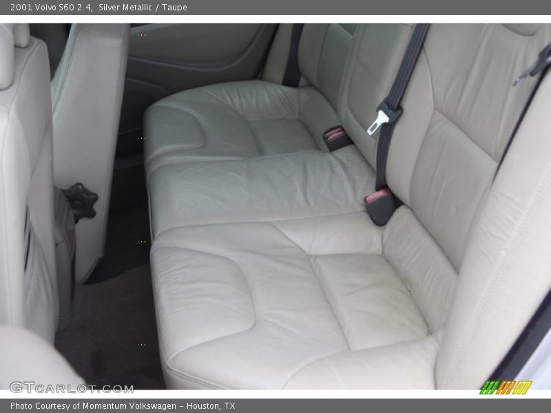 Silver Metallic / Taupe 2001 Volvo S60 2.4