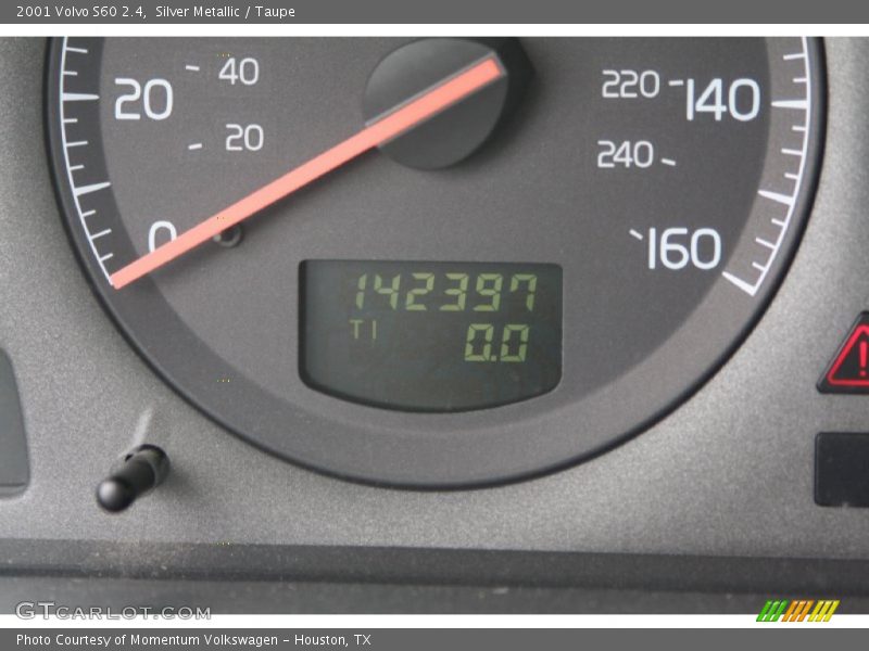 Silver Metallic / Taupe 2001 Volvo S60 2.4