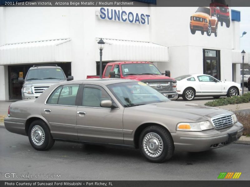 Arizona Beige Metallic / Medium Parchment 2001 Ford Crown Victoria