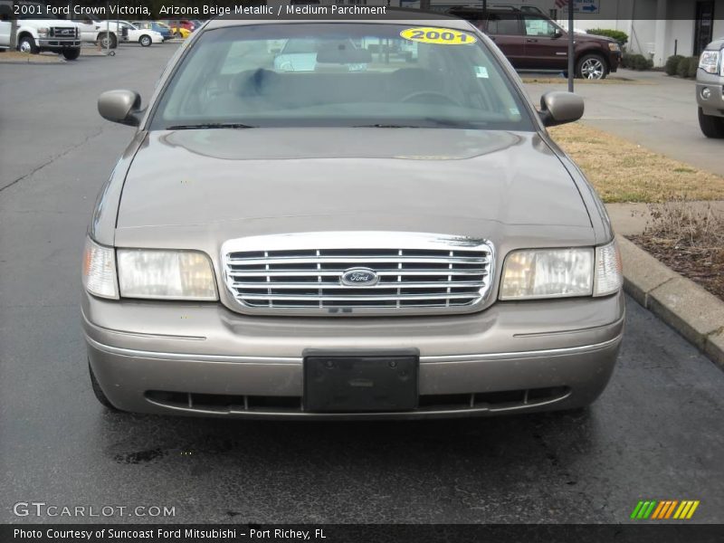 Arizona Beige Metallic / Medium Parchment 2001 Ford Crown Victoria
