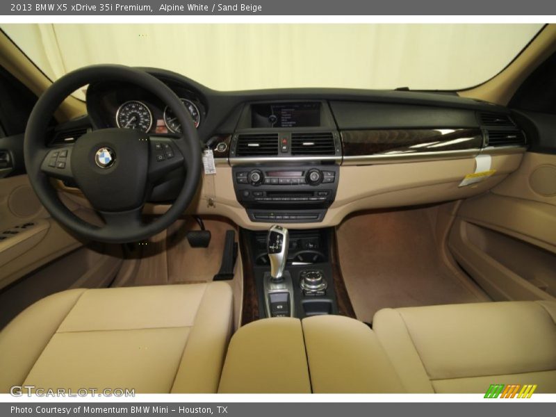 Alpine White / Sand Beige 2013 BMW X5 xDrive 35i Premium