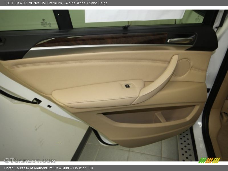 Alpine White / Sand Beige 2013 BMW X5 xDrive 35i Premium