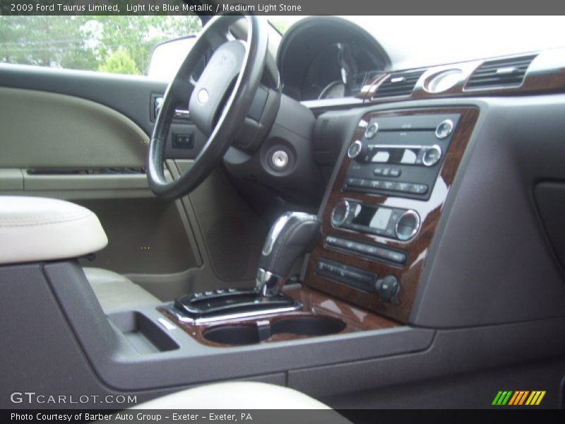 Light Ice Blue Metallic / Medium Light Stone 2009 Ford Taurus Limited