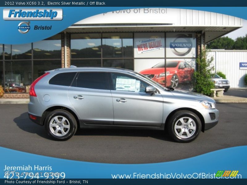 Electric Silver Metallic / Off Black 2012 Volvo XC60 3.2