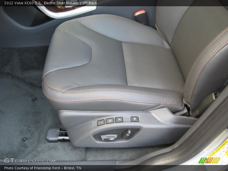 Electric Silver Metallic / Off Black 2012 Volvo XC60 3.2