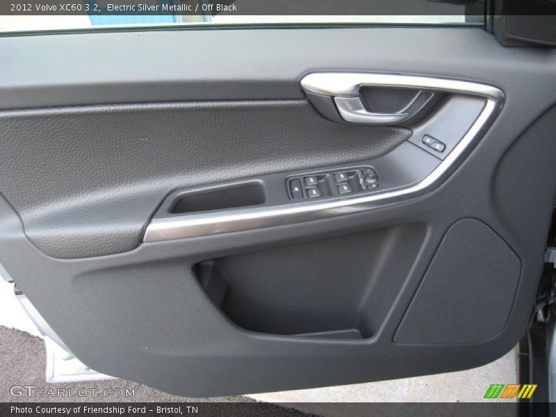 Electric Silver Metallic / Off Black 2012 Volvo XC60 3.2