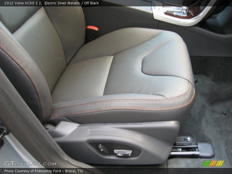 Electric Silver Metallic / Off Black 2012 Volvo XC60 3.2