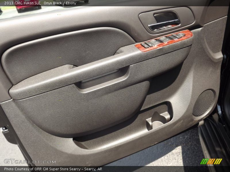 Door Panel of 2013 Yukon SLE