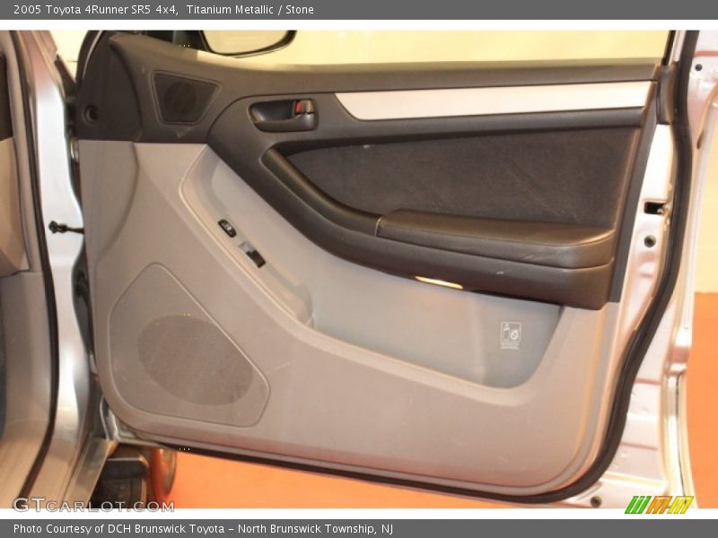 Titanium Metallic / Stone 2005 Toyota 4Runner SR5 4x4