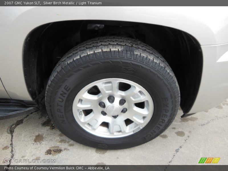 Silver Birch Metallic / Light Titanium 2007 GMC Yukon SLT