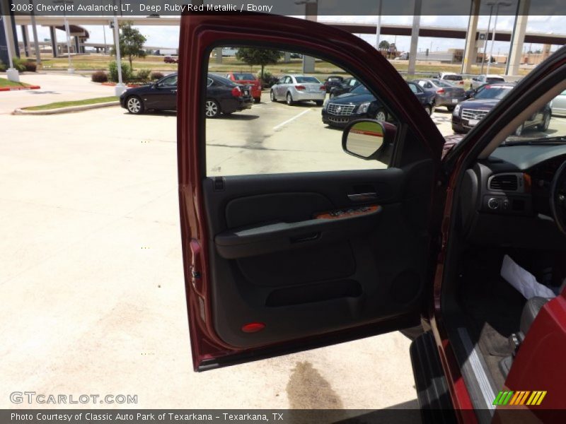 Deep Ruby Red Metallic / Ebony 2008 Chevrolet Avalanche LT