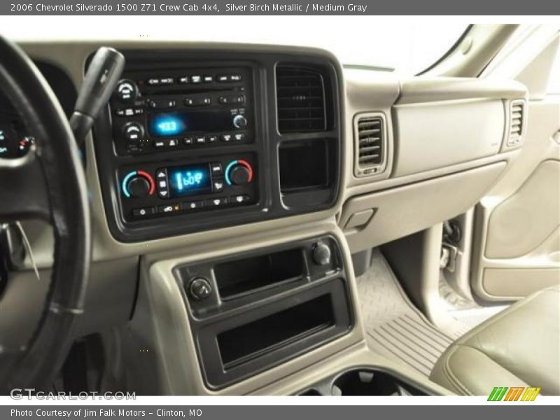 Silver Birch Metallic / Medium Gray 2006 Chevrolet Silverado 1500 Z71 Crew Cab 4x4
