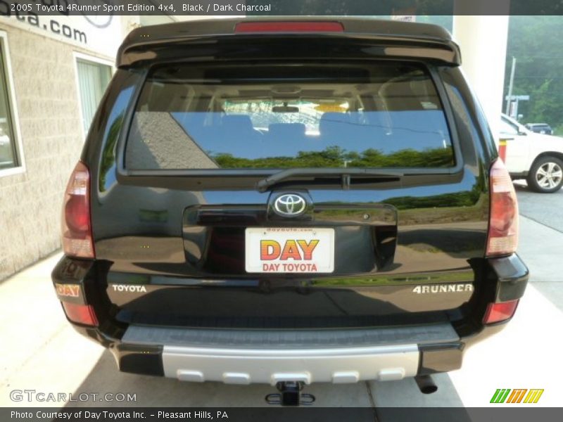Black / Dark Charcoal 2005 Toyota 4Runner Sport Edition 4x4
