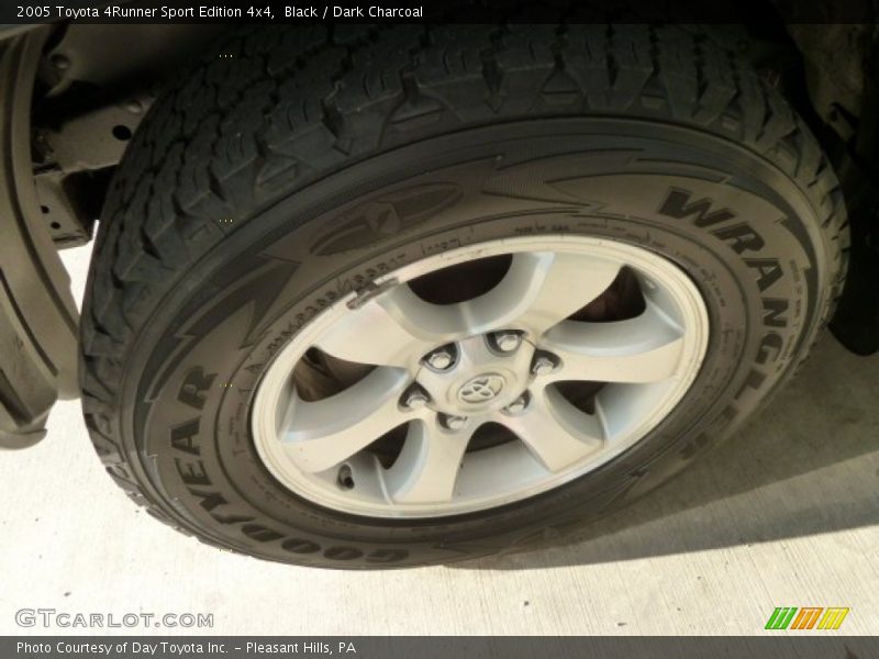 Black / Dark Charcoal 2005 Toyota 4Runner Sport Edition 4x4