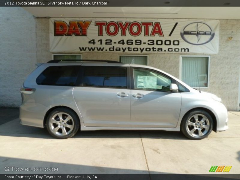 Silver Sky Metallic / Dark Charcoal 2012 Toyota Sienna SE