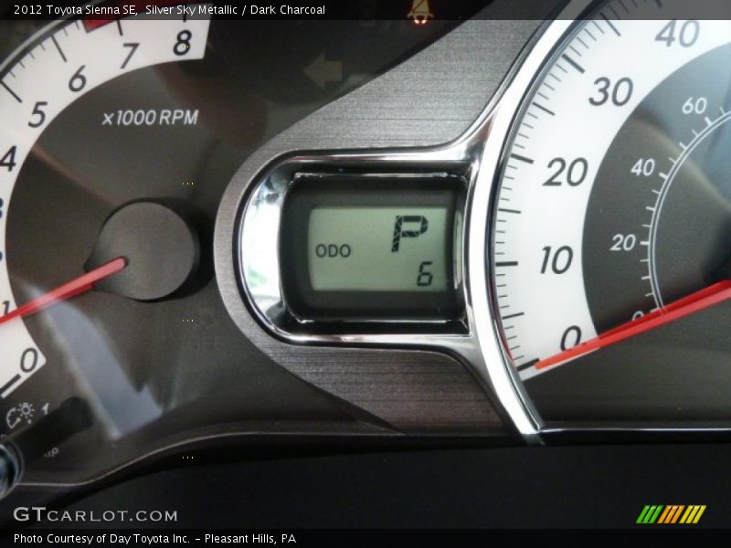 Silver Sky Metallic / Dark Charcoal 2012 Toyota Sienna SE