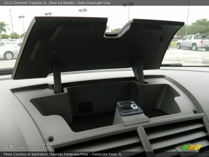 Silver Ice Metallic / Dark Gray/Light Gray 2011 Chevrolet Traverse LS