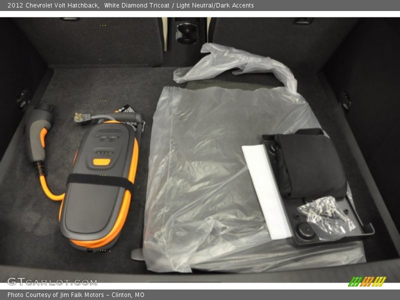  2012 Volt Hatchback Trunk