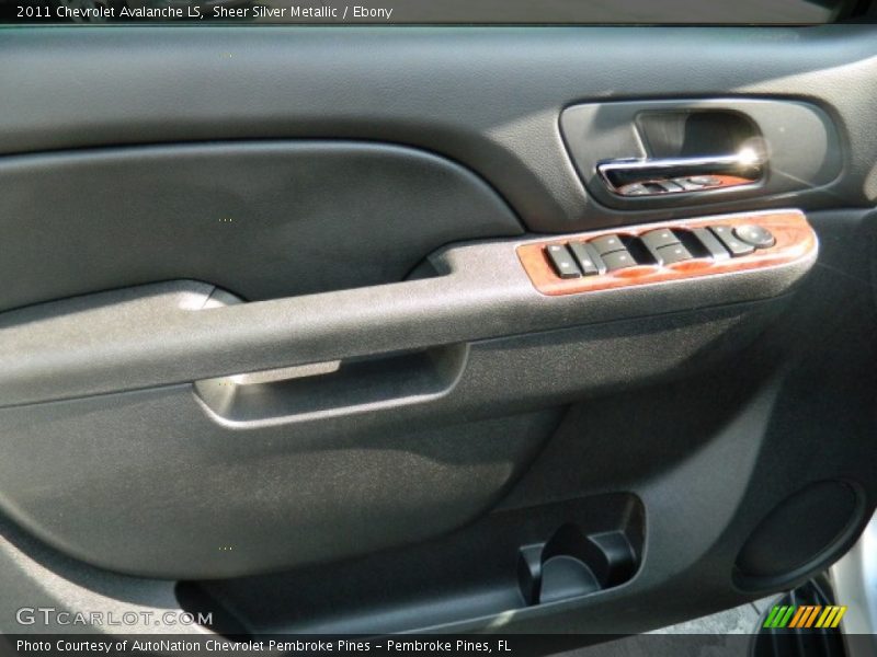 Sheer Silver Metallic / Ebony 2011 Chevrolet Avalanche LS