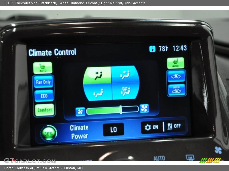 White Diamond Tricoat / Light Neutral/Dark Accents 2012 Chevrolet Volt Hatchback