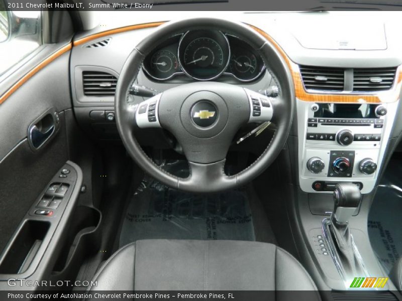 Summit White / Ebony 2011 Chevrolet Malibu LT