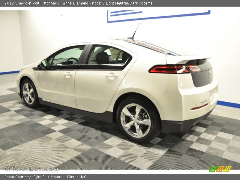 White Diamond Tricoat / Light Neutral/Dark Accents 2012 Chevrolet Volt Hatchback