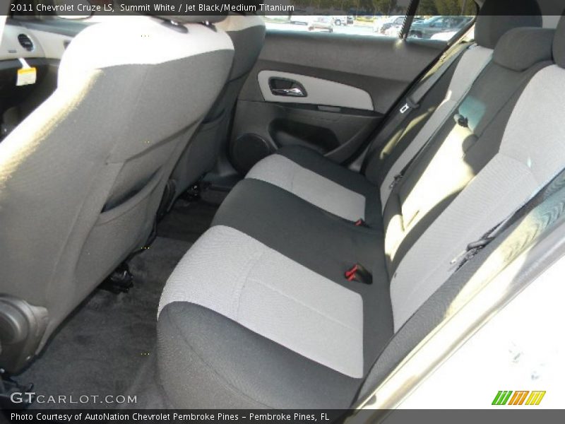 Summit White / Jet Black/Medium Titanium 2011 Chevrolet Cruze LS