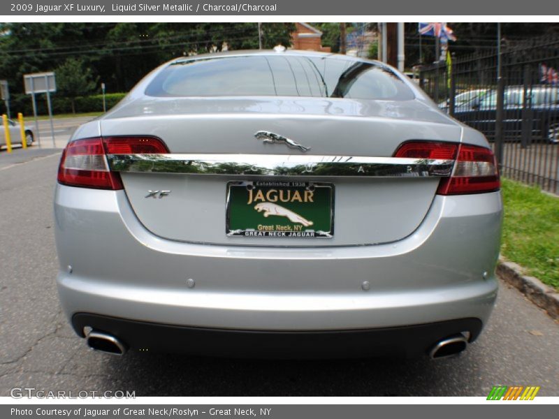 Liquid Silver Metallic / Charcoal/Charcoal 2009 Jaguar XF Luxury